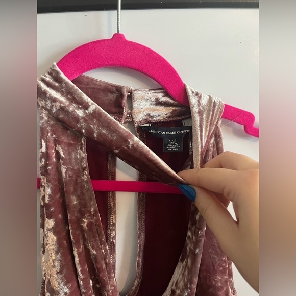 American Eagle Outfitters Velvet Off The Shoulder Cutout Top - Picture 5 of 7